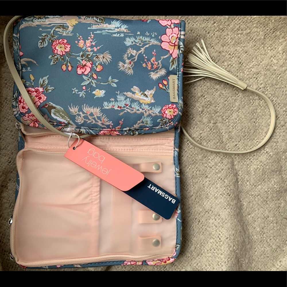 Jewelry Bag - Picture 2 of 4